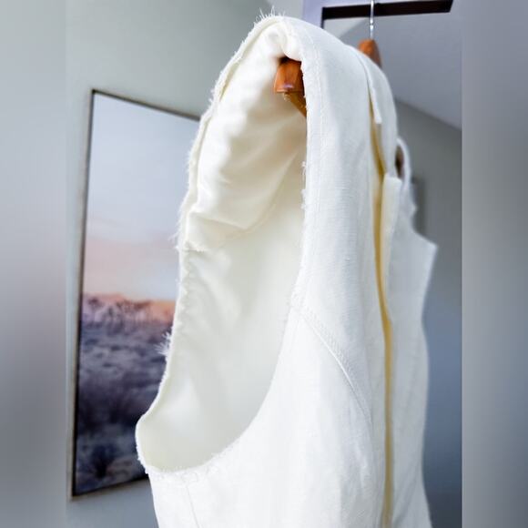 NWT Linen blend sleeveless button front vest jacket frayed edges blazer M - Picture 3 of 3